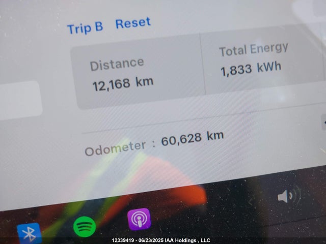 5YJ3E1EA3MF920735 Tesla 2021