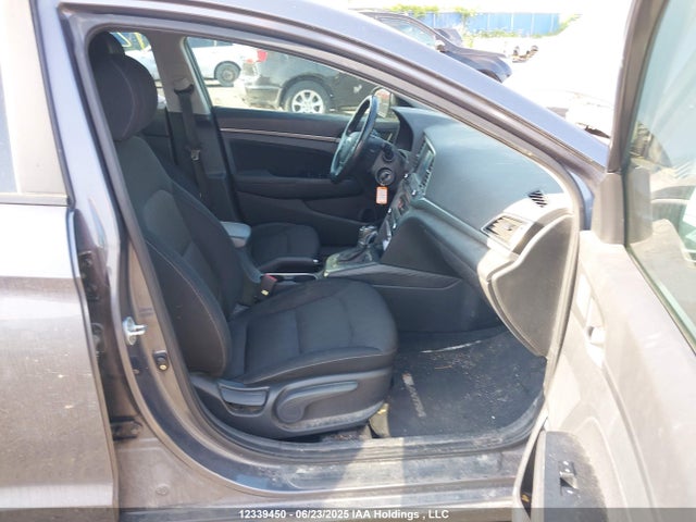 KMHD84LF4HU228679 Hyundai Elantra