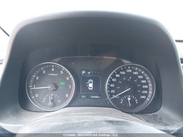 KMHD84LF4HU228679 Hyundai Elantra