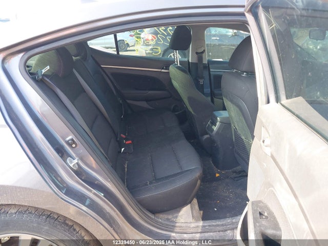 KMHD84LF4HU228679 Hyundai Elantra