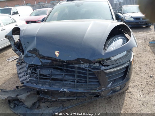 Porsche 2018 2018 WP1AB2A56JLB38399 Image 12
