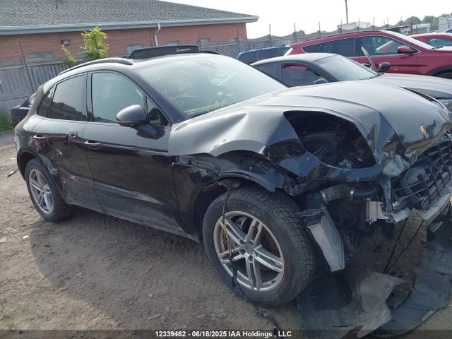 Porsche 2018 2018 WP1AB2A56JLB38399 Image 13
