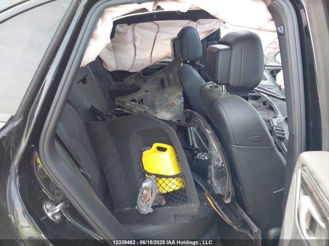 Porsche 2018 2018 WP1AB2A56JLB38399 Image 8