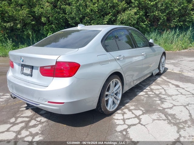WBA3B3C55FF548224 BMW 328I