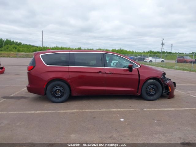 2C4RC1CGXHR768681 Chrysler Pacifica