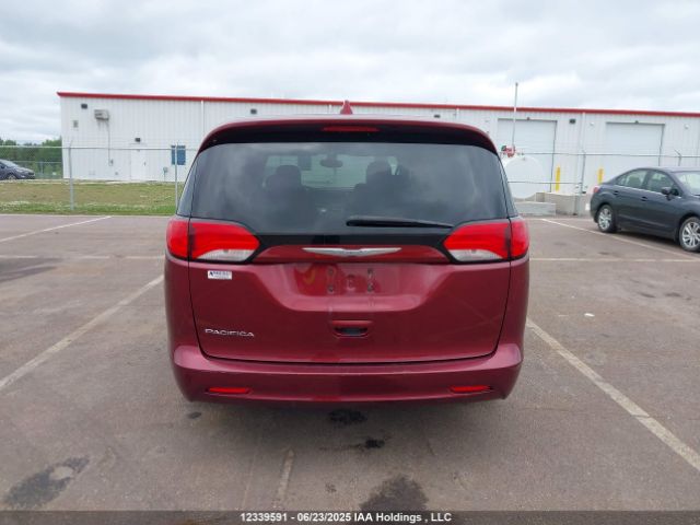 2C4RC1CGXHR768681 Chrysler Pacifica