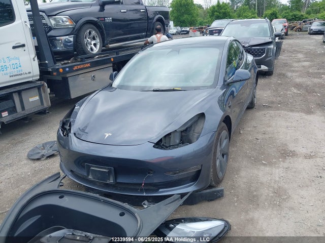 5YJ3E1EB9NF320103 Tesla MODEL 3