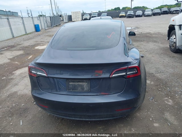5YJ3E1EB9NF320103 Tesla MODEL 3