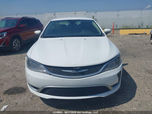 1C3CCCAGXFN740141 Chrysler 200