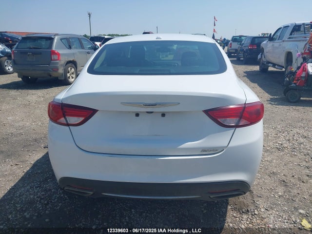 1C3CCCAGXFN740141 Chrysler 200
