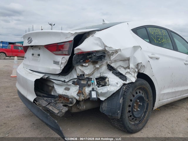 KMHD84LF2HU326660 Hyundai 2017