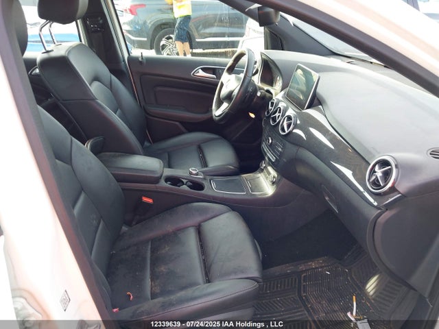 WDDMH4GB9GJ395475 Mercedes-Benz 2016