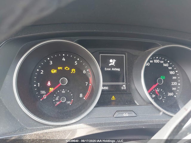 3VV0B7AX6JM158180 Volkswagen 2018