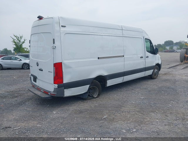 W1Y5ECHY9LP236236 Mercedes-Benz om642
