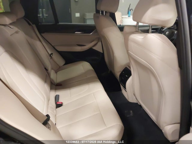 5UXTR9C56KLP97045 BMW X3