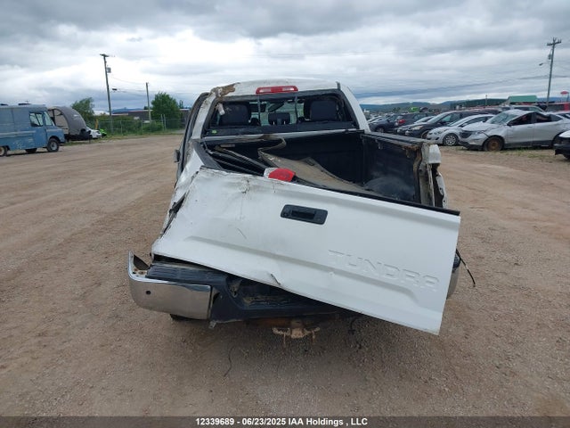 Toyota 1ur-fe 2015 5TFUM5F19FX059969 Image 16