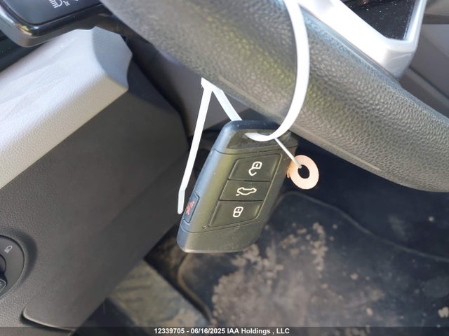 3VVCX7B22NM000863 Volkswagen tsi