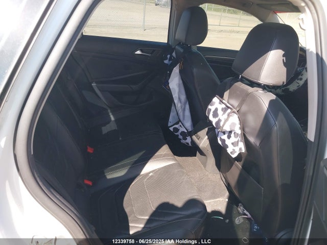3VWG57BU6KM145503 Volkswagen 1.4 tsi