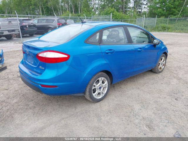 3FADP4BJ8FM194265 Ford 2015