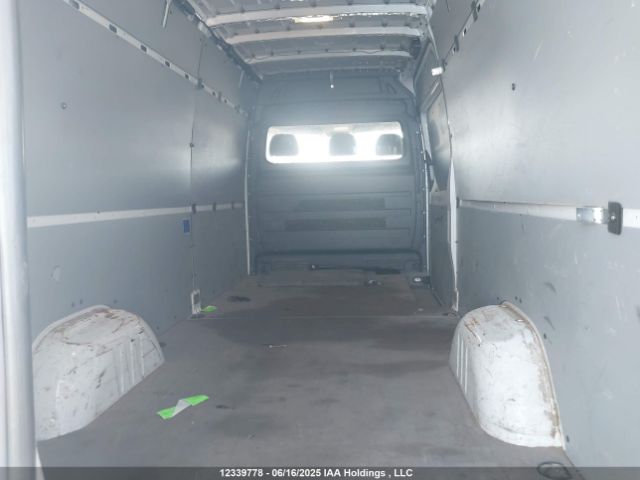 WD3BE8CD8JP589258 Mercedes-Benz mg5+mh5 with brake assist