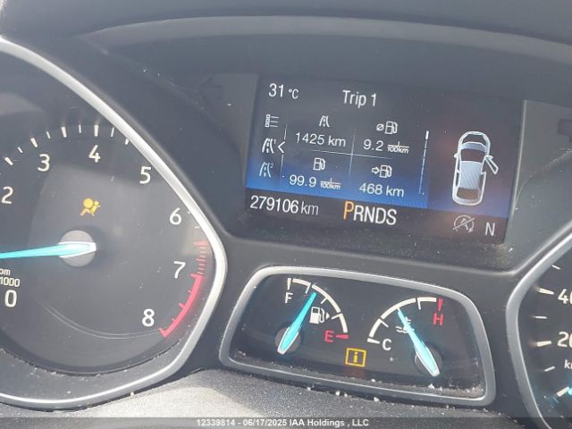 1FMCU9J94HUD89759 Ford 2017