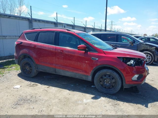1FMCU0HD5JUC96387 Ford ESCAPE SEL