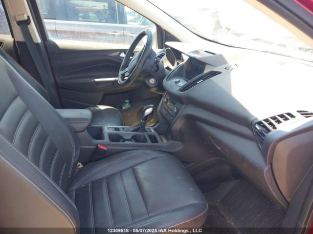 1FMCU0HD5JUC96387 Ford ESCAPE SEL