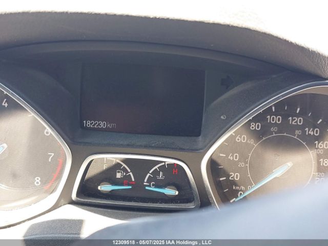 1FMCU0HD5JUC96387 Ford ESCAPE SEL