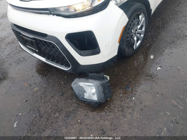 KNDJ23AU8M7148413 KIA SOUL LX