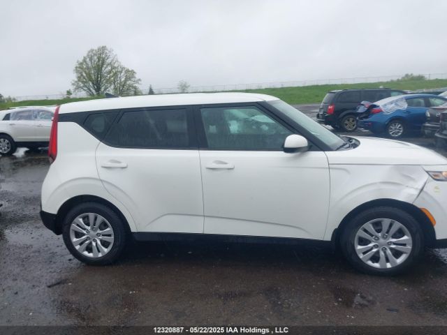 KNDJ23AU8M7148413 KIA SOUL LX