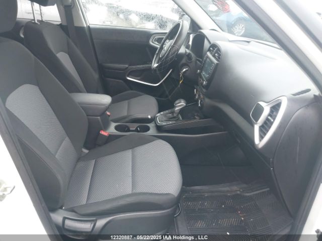 KNDJ23AU8M7148413 KIA SOUL LX