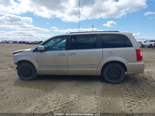 2C4RC1CG6FR716882 Chrysler 2015