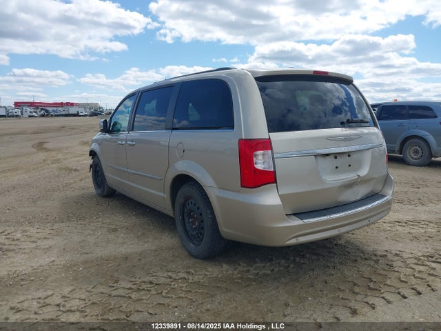 Chrysler 2015 2015 2C4RC1CG6FR716882 Image 3