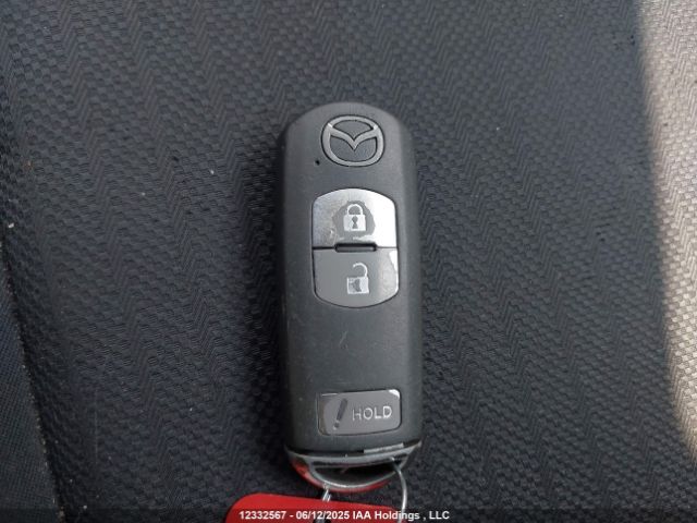 JM1BM1K73F1224279 Mazda Mazda3 Gx