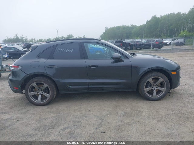 Porsche Macan 2023 WP1AA2A56PLB14082 Image 14