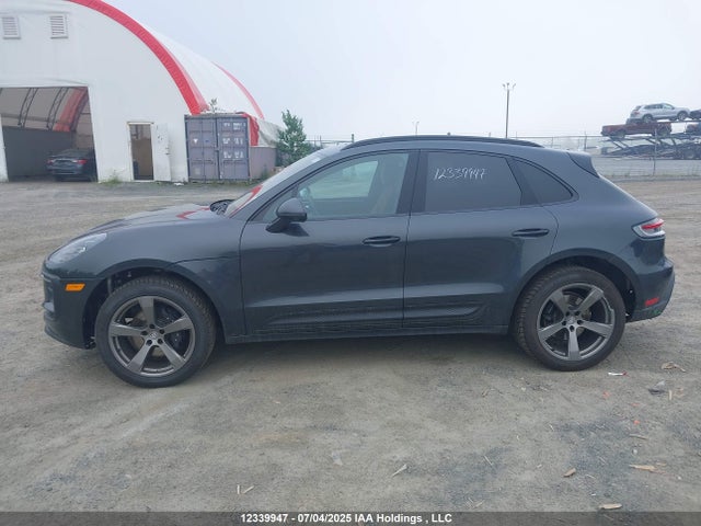 Porsche Macan 2023 WP1AA2A56PLB14082 Image 15