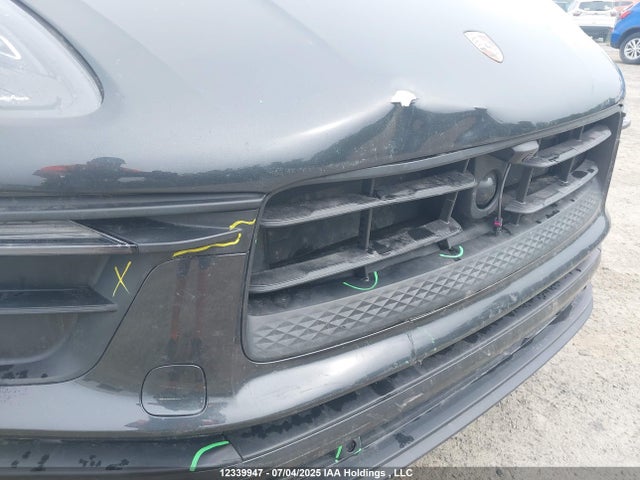 Porsche Macan 2023 WP1AA2A56PLB14082 Image 22