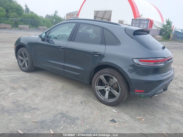 Porsche Macan 2023 WP1AA2A56PLB14082 Image 3