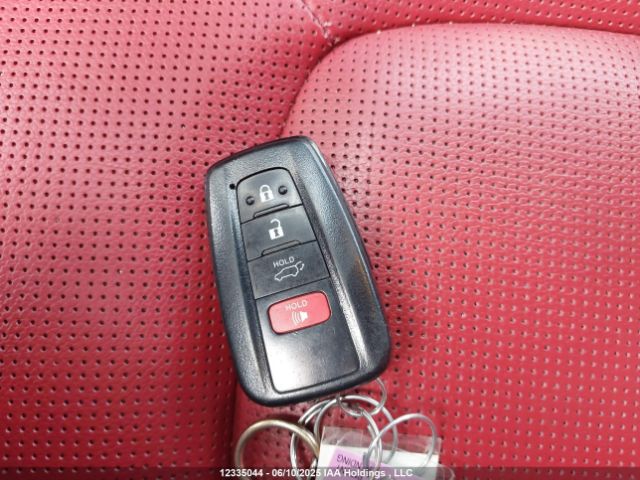 5TDLZRBH2MS121531 Toyota Highlander Xse