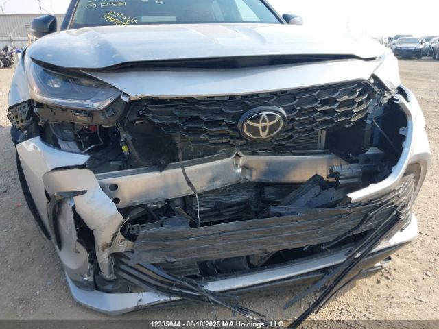 5TDLZRBH2MS121531 Toyota Highlander Xse