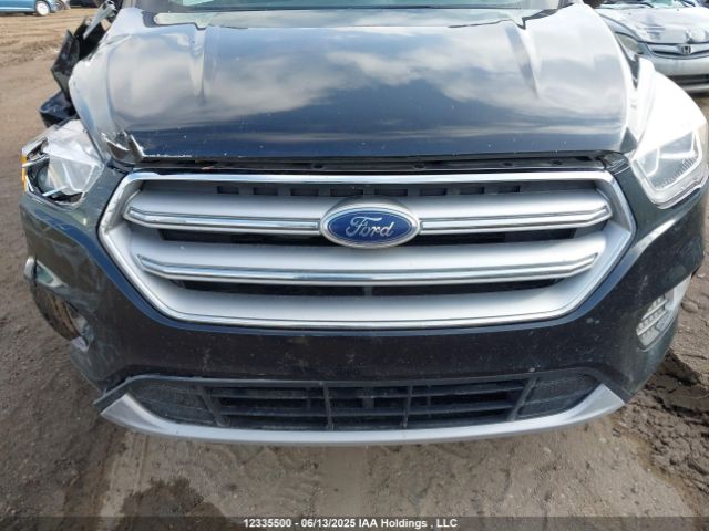 1FMCU9HD7JUB56152 Ford ESCAPE SEL