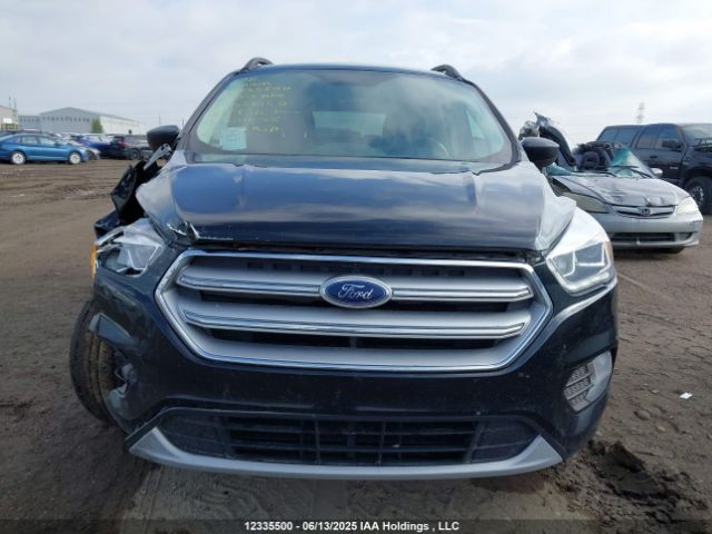 1FMCU9HD7JUB56152 Ford ESCAPE SEL