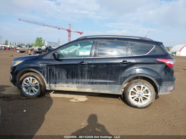 1FMCU9HD7JUB56152 Ford ESCAPE SEL
