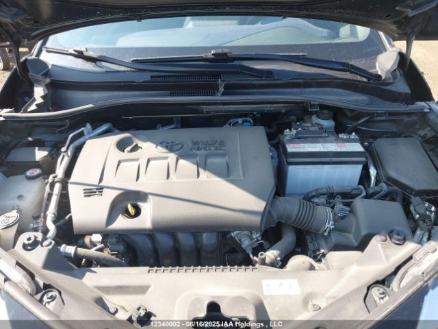 JTNKHMBXXL1077035 Toyota C-HR LE