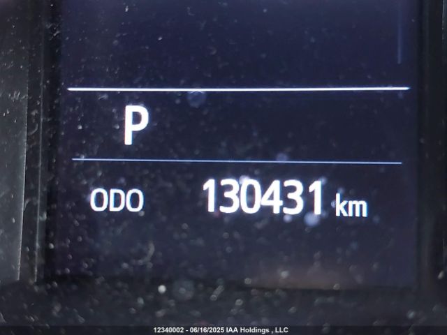 JTNKHMBXXL1077035 Toyota C-HR LE