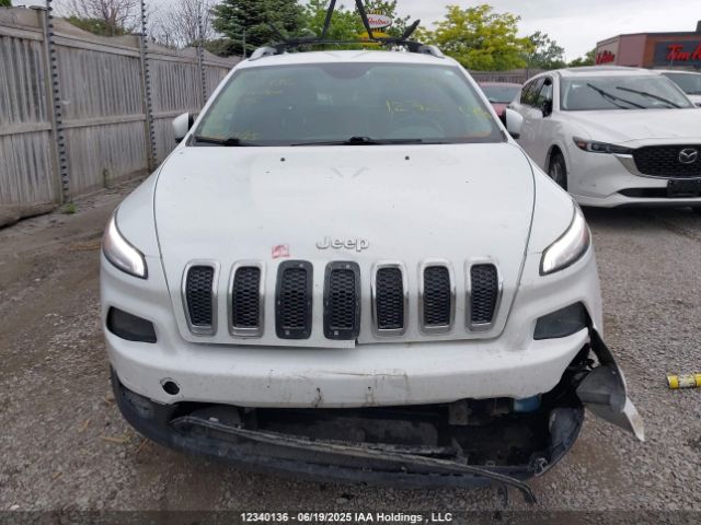 1C4PJMCS6FW616145 Jeep Cherokee