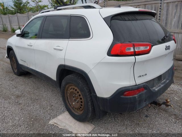 1C4PJMCS6FW616145 Jeep Cherokee