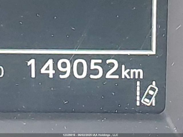 2T3BFREV1HW605930 Toyota RAV4 LE