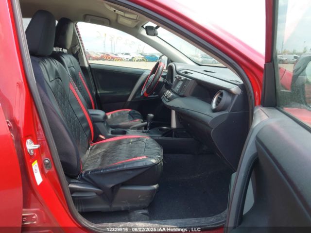 2T3BFREV1HW605930 Toyota RAV4 LE