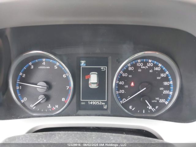 2T3BFREV1HW605930 Toyota RAV4 LE